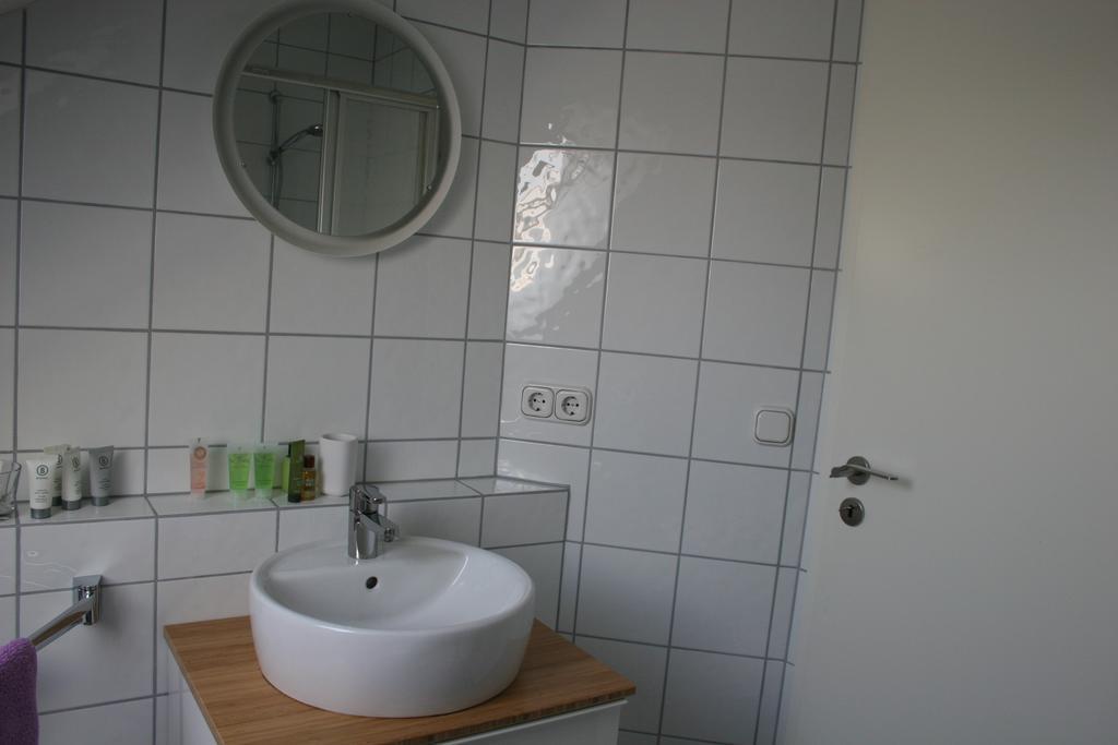 Gaestezimmer Hausaeckerweg Erlangen Exteriör bild